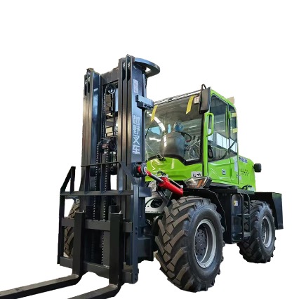 Vierwielaandrijving off-road vorkheftruck